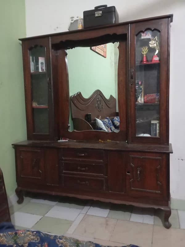 shesham Lakri dressing table 1