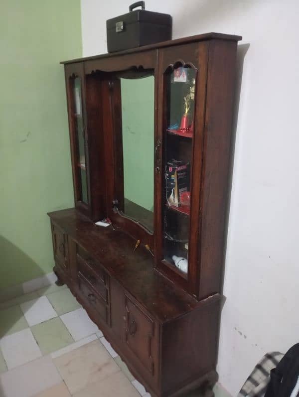 shesham Lakri dressing table 2