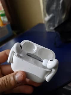 apple airpods pro 2 (type-C)