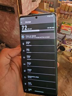 AQUOS R 6   phone ha 5G 8/128 non PTA battery timing bahut achi ha