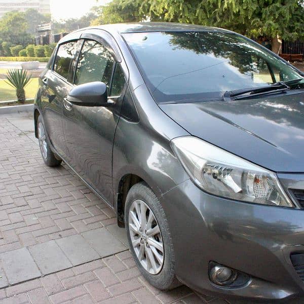 Toyota Vitz 2013 6