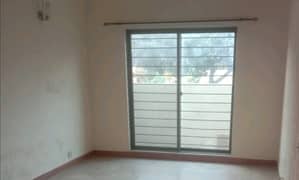 In Model Town - Block H 2 Kanal House For Sale