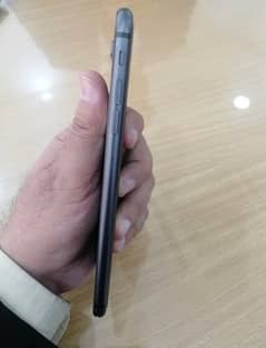 iphone 8 plus 64 GB pta approved (03185640592) no exchange