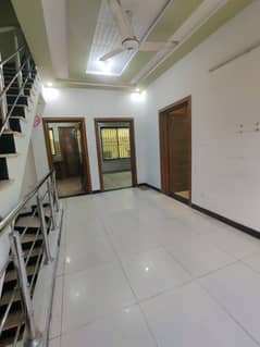 4 MARLA 25X40 UPPER PORTION FOR RENT IN G-13 NEAR MARKET MASJID PARK