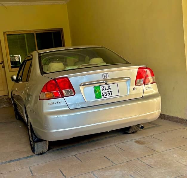 Honda Civic EXi 2004 1