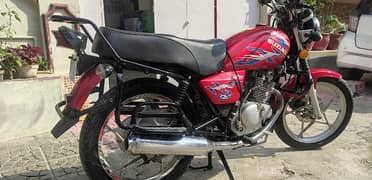 Suzuki Gs 150 SE RED September 2019  100% Original Sealed Engine