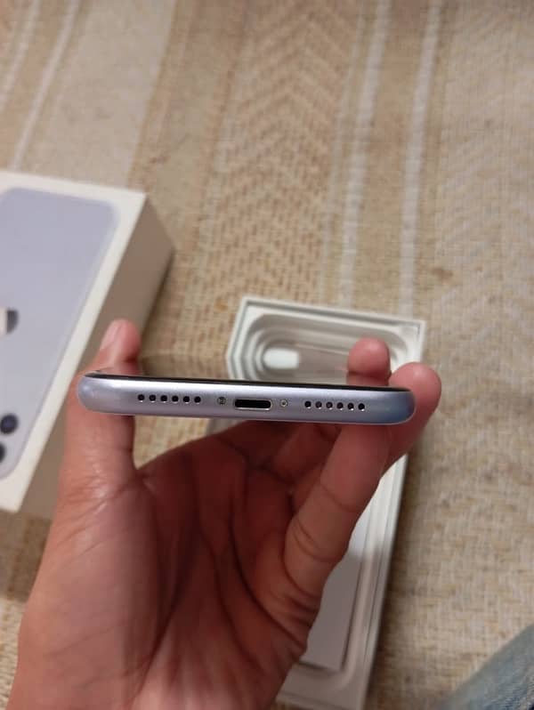 iPhone 11 pta approved 128gb 4