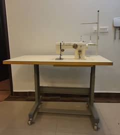 New Home automatic sewing machine with stand