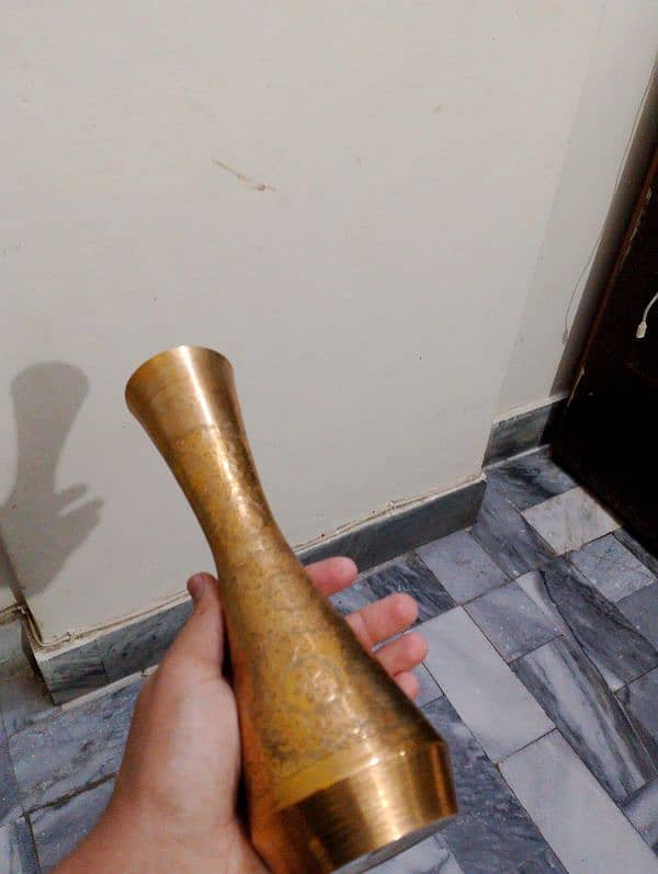 Anteic piece Pure Brass vase 1