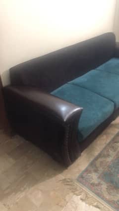 5 (3+1+1) Seater Sofa Condition 9/10