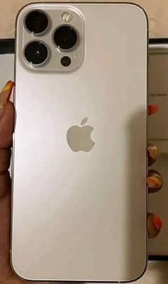 iPhone13