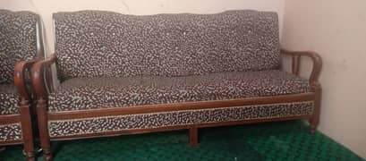 sofa 20/8 condition sofa for sale