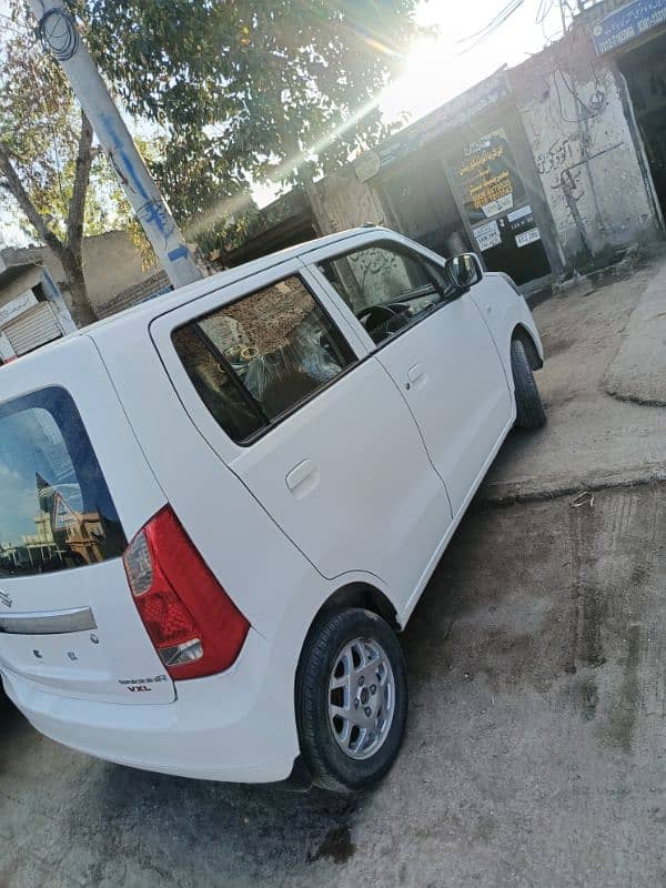 Suzuki Wagon R 2018 1