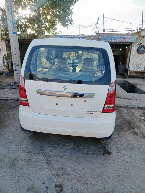 Suzuki Wagon R 2018 4