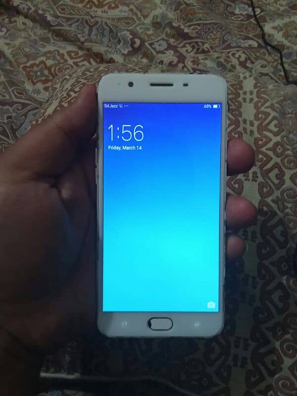 oppo F1s 0