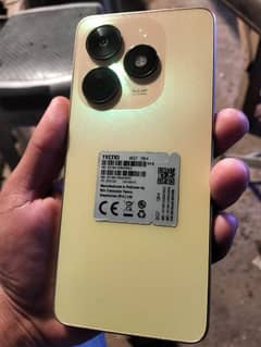 Tecno. Spark 20c /4+4/128/ Urgent sale / Exchange possible.