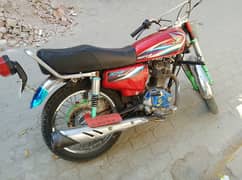 Honda 125 2015 modal all ok koi Kam ni honny wala. docoment clear