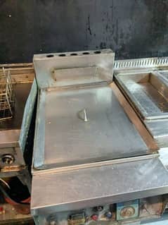 32 litre deep fryer full working condition