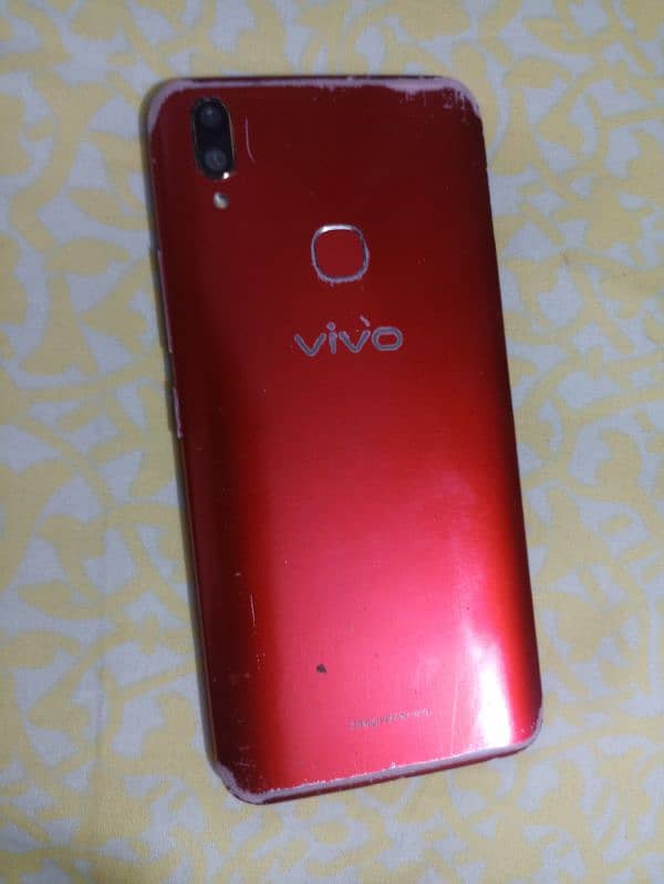 Vivo Y85a 4/64 GB 0