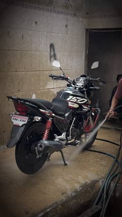 HONDA CB150F 10/10 condition buy and ride