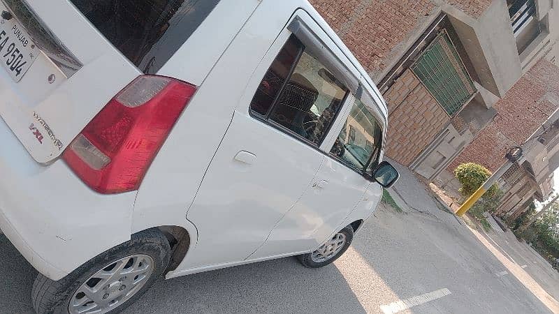 Suzuki Wagon R 2019 5