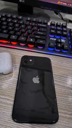 I phone 11, WhatsApp (‪03704940227‬)