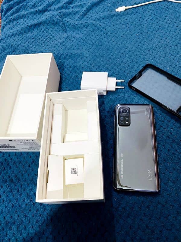 Mi10t 8/128 full box 9