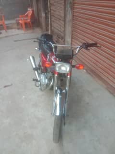 Honda 125cc (2009) Cplc clear Paper clear book & owner nic available