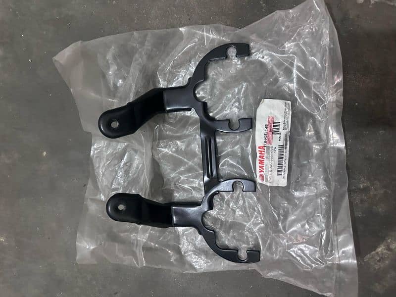 YBR Meter bracket.  headlight bracket. fitting  yamaha modified 5