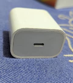 Apple 100% original adapter