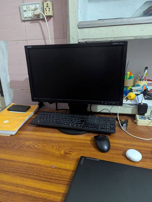 Dell Tower, Core i 5 4th gen, with graphics card and LCD 20'' 0