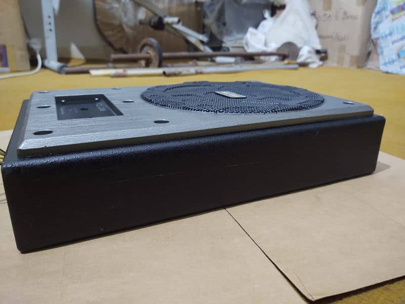 Original imported branded Geniune USA Response Underseat heavy woofer 3