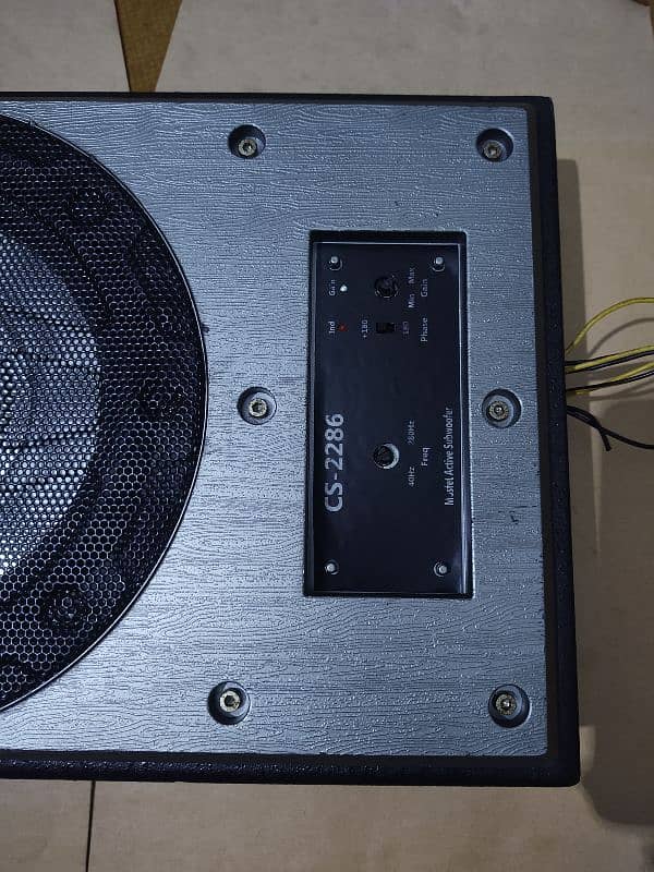 Original imported branded Geniune USA Response Underseat heavy woofer 9