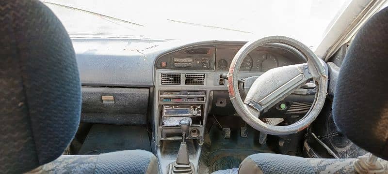 Toyota Corolla 1988 11