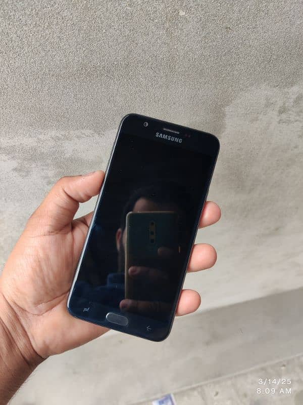 Samsung Galaxy J7 Aura 2018 0
