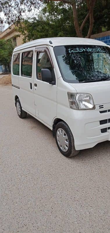 Hijet (Deluxe variant) 0