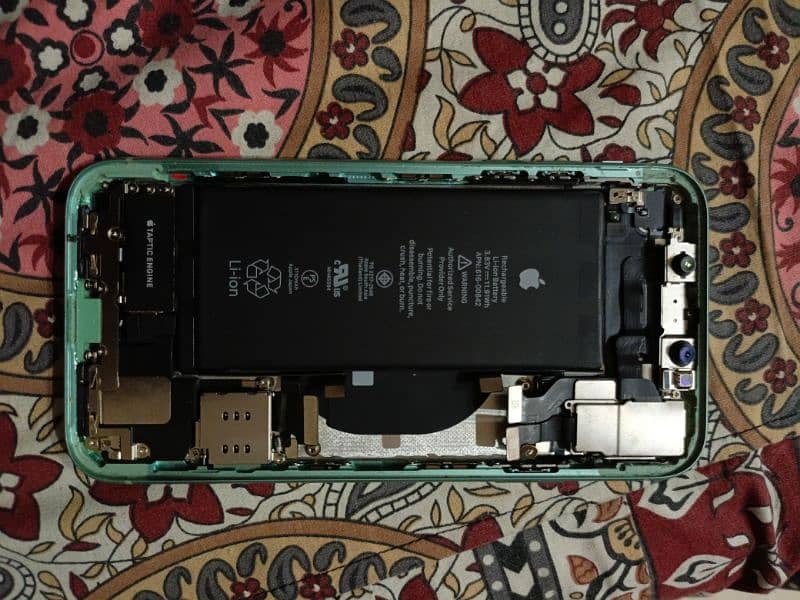 IPhone 11 For Parts 6