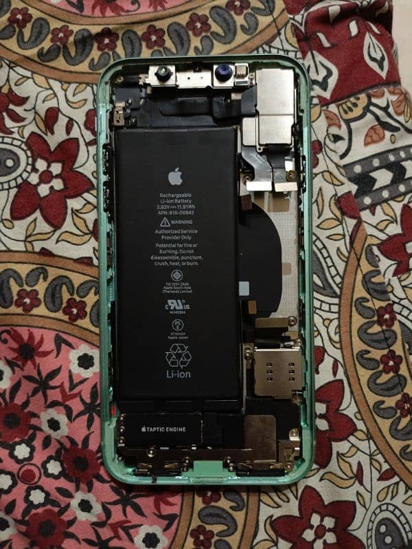 IPhone 11 For Parts 7