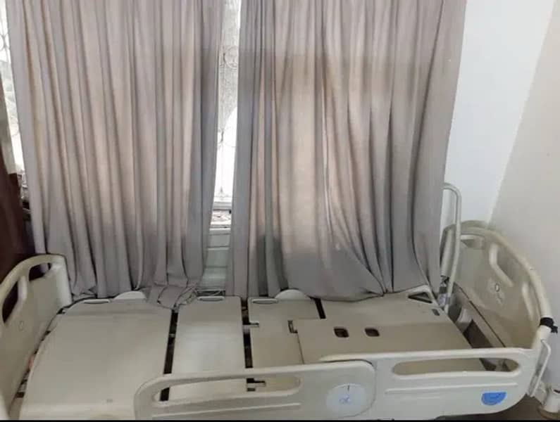 Hell-rom medical bed 2