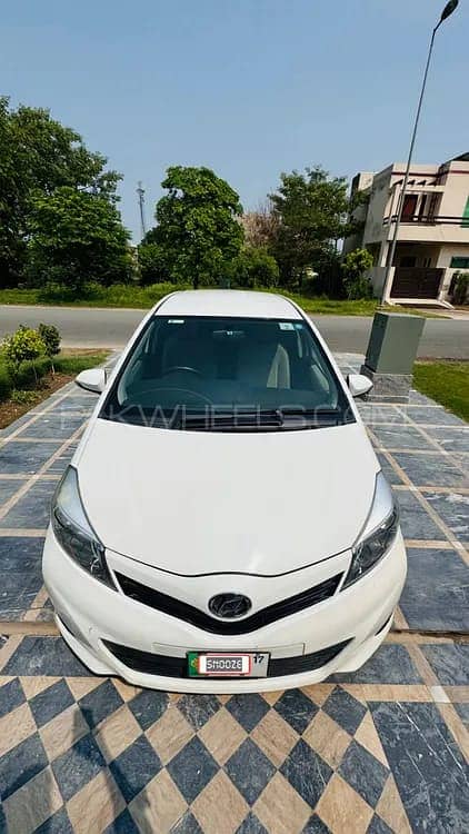 Toyota Vitz 2017 0