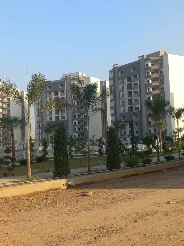 10 Marla Flat In Askari 11 - Sector D Best Option 6