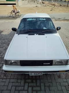 Nissan Sunny 2000