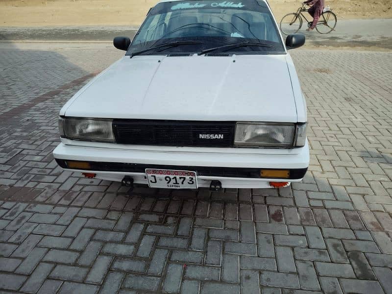 Nissan Sunny 2000 0