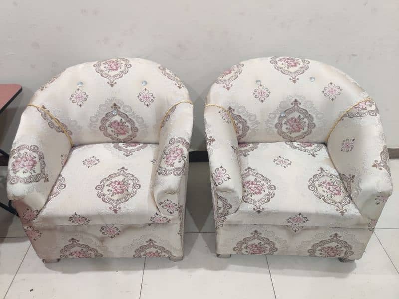 5 seated Sofa Set 1