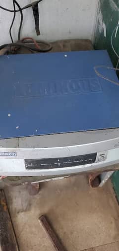 ups invertor 875 in working condition