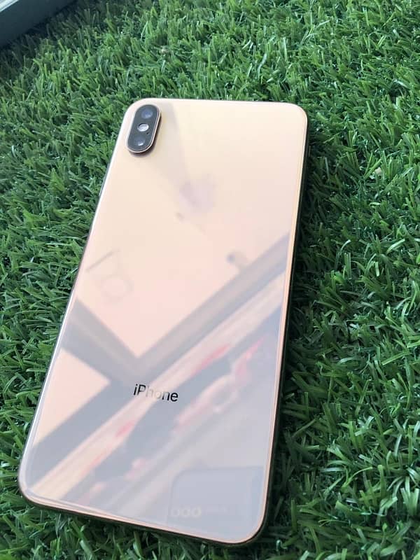 iphone xsmax 256gb pta approved LLA model water pack with 12  pouch 6