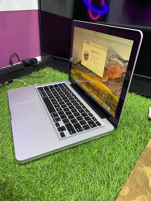 APPLE MACBOOK PRO 2012 mac + Windows 10 official|Whatsapp 03215984936 3