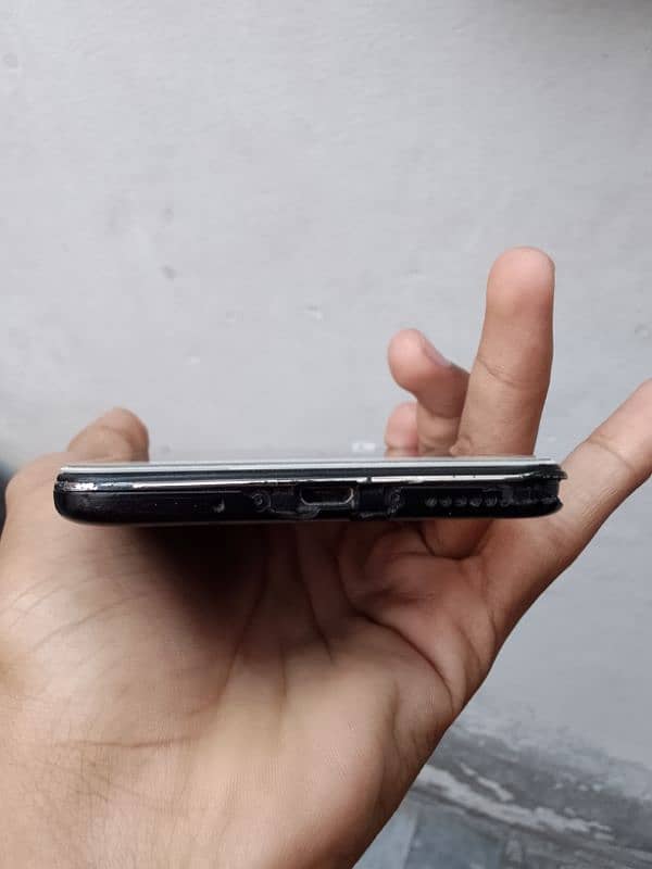 Vivo Y66 3GB Ram 16 GB Storage Non PTA 6
