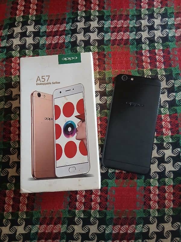 Oppo A57 3gb 32gb 0