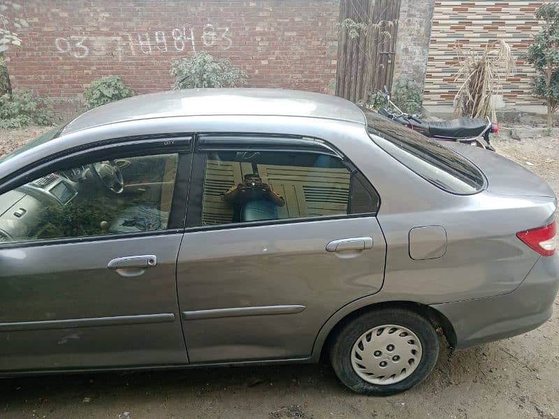 Honda City IDSI 2004 6